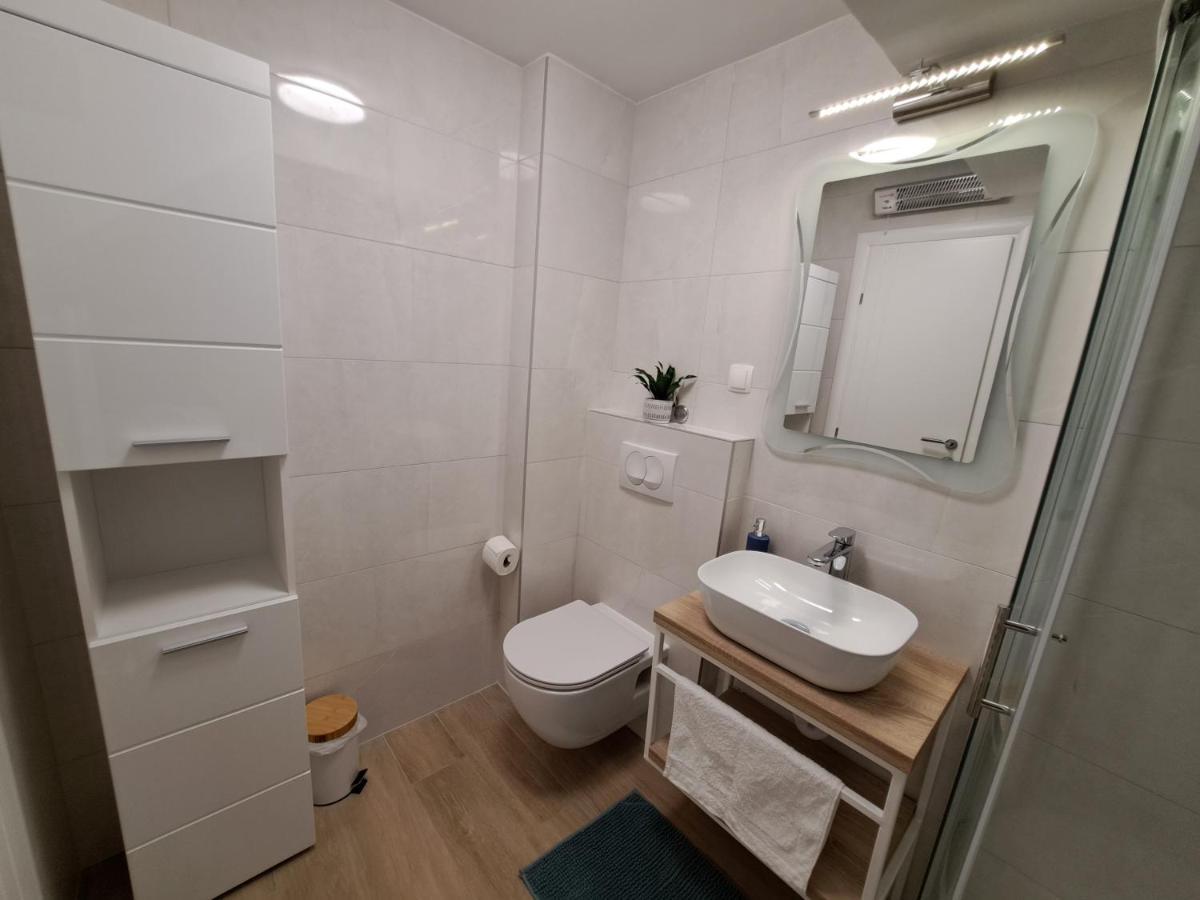Jalumi Appartement Zadar Buitenkant foto
