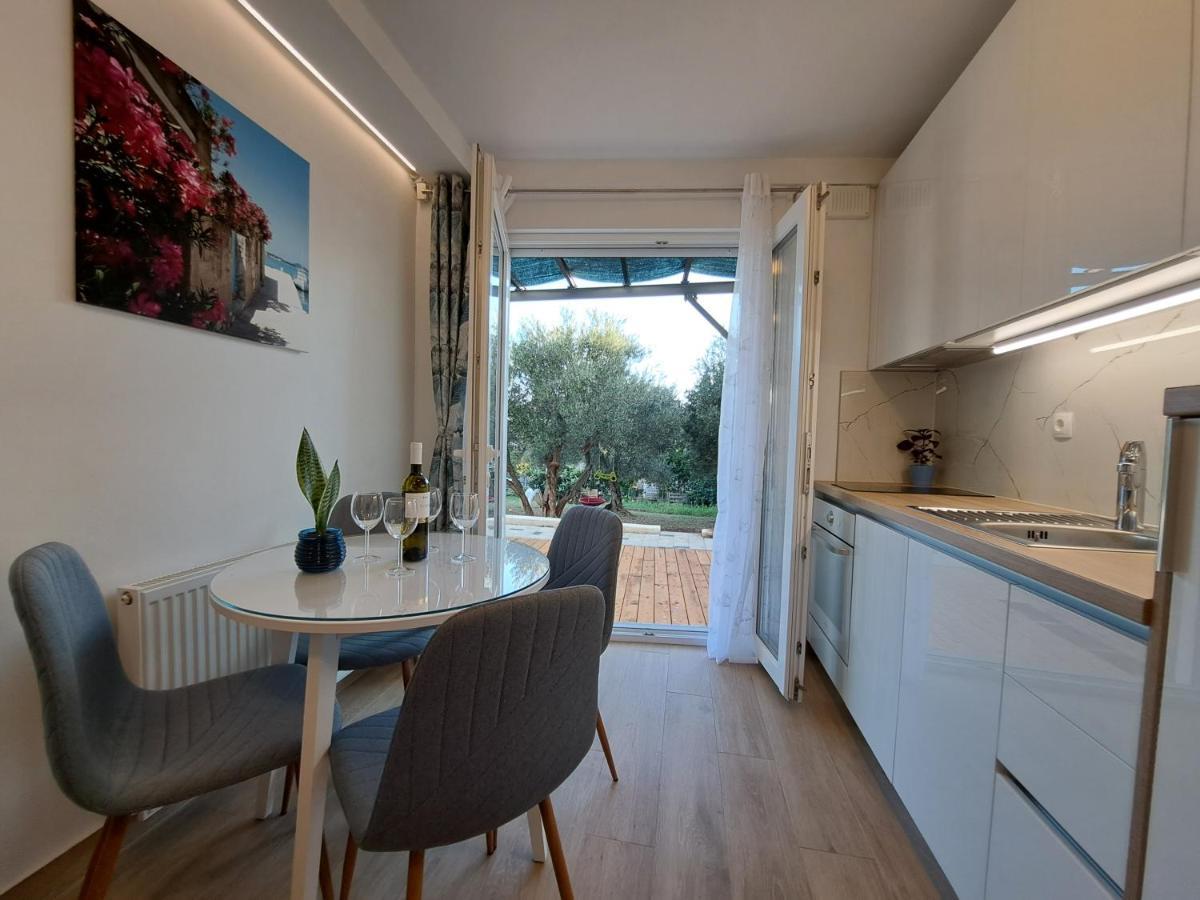 Jalumi Appartement Zadar Buitenkant foto